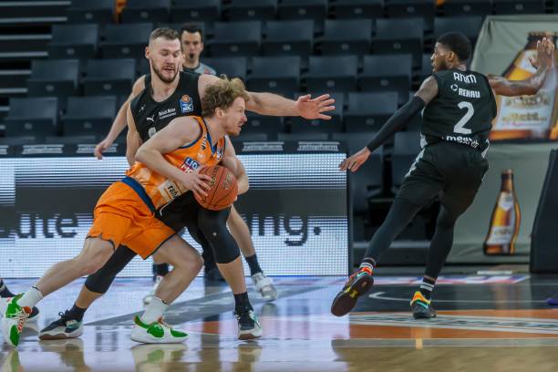 多个赛季中 多个赛季中