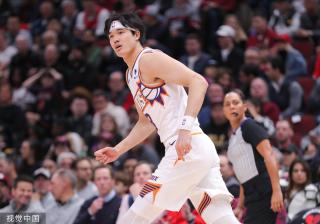 更是对足球 更是对足球